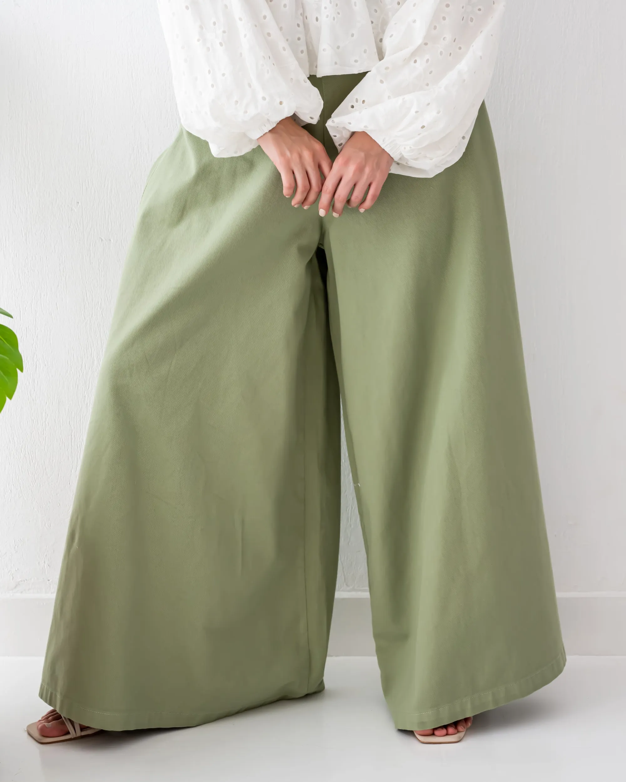 GABARDINE WIDE LEG PANT-MINT GREEN