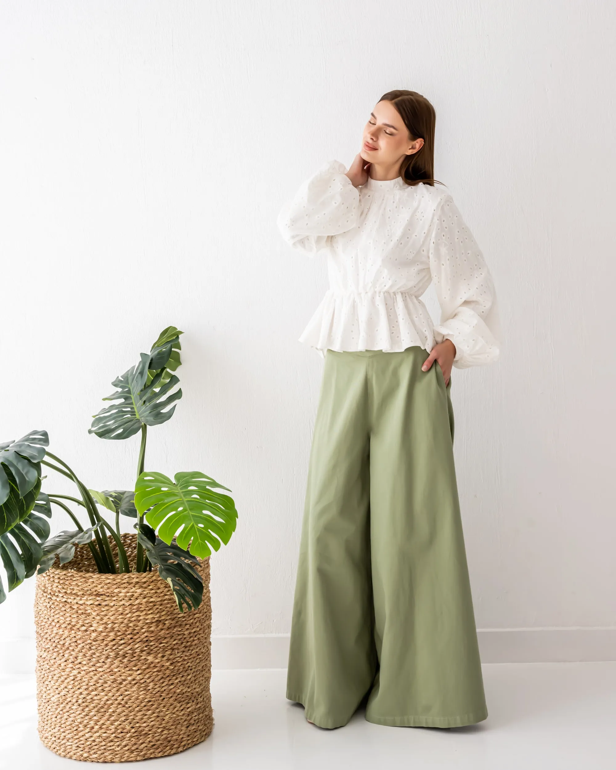 GABARDINE WIDE LEG PANT-MINT GREEN