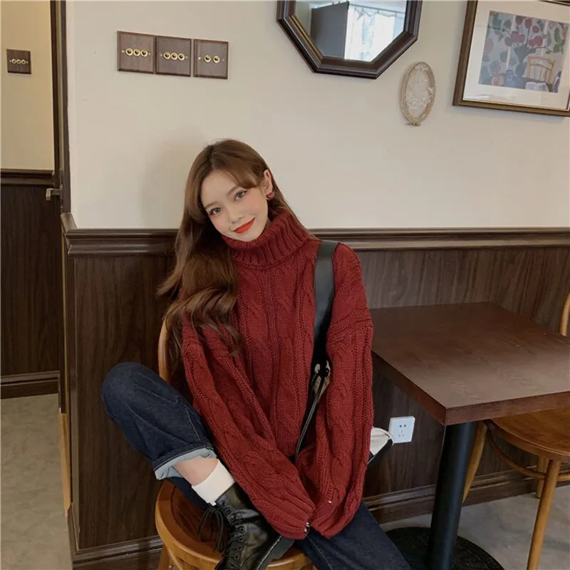 High-Quality Turtleneck Knit Pullover for Women – Warm & Thick Vintage Twist Jumper, Simple Lined Winter Sweater