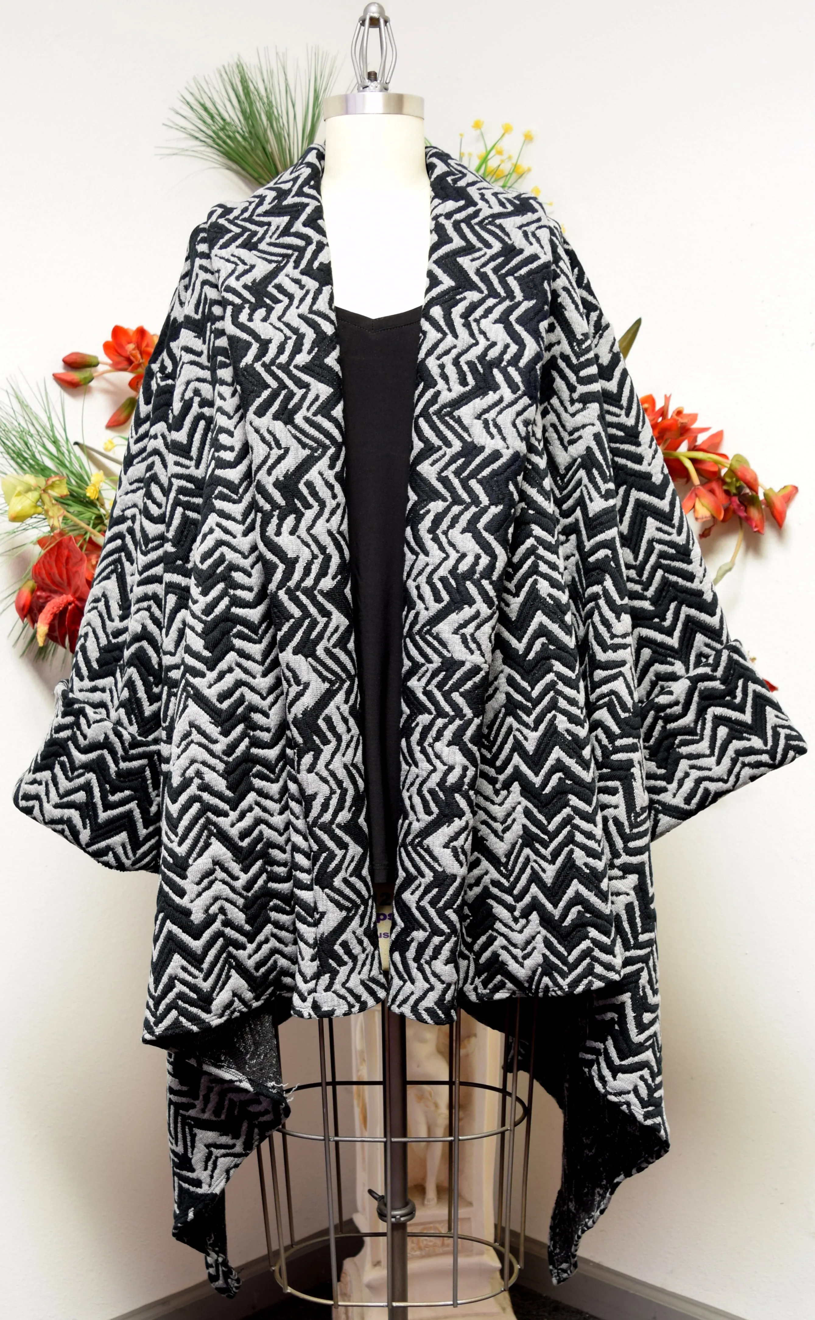 Made in USA, Ultimate Travelers Jacket, Plus Size Jacket, Jacqaurd Duster, Chevron  print Jacket, Jacquard Coat, Winter jacket, winter coat.