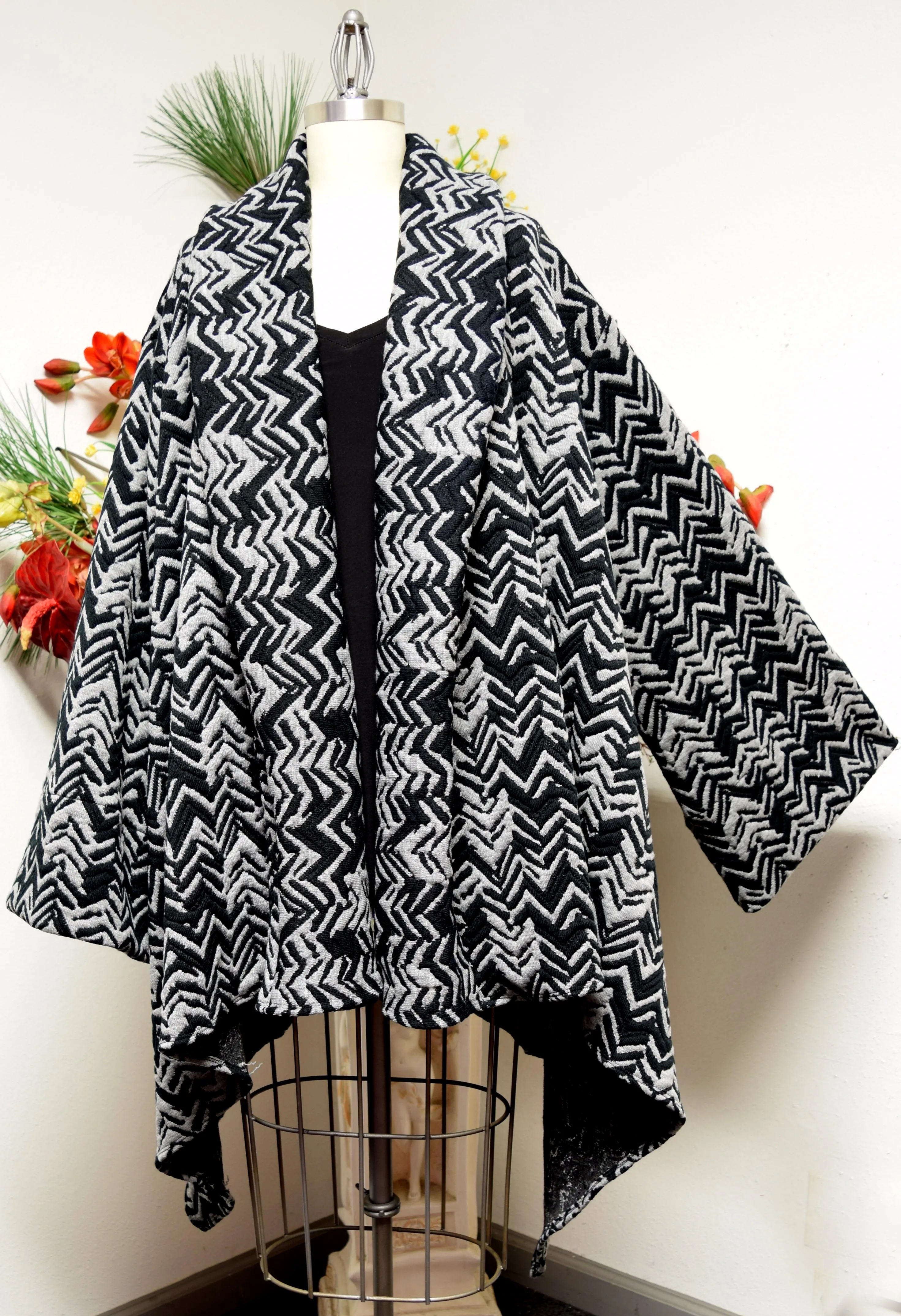 Made in USA, Ultimate Travelers Jacket, Plus Size Jacket, Jacqaurd Duster, Chevron  print Jacket, Jacquard Coat, Winter jacket, winter coat.