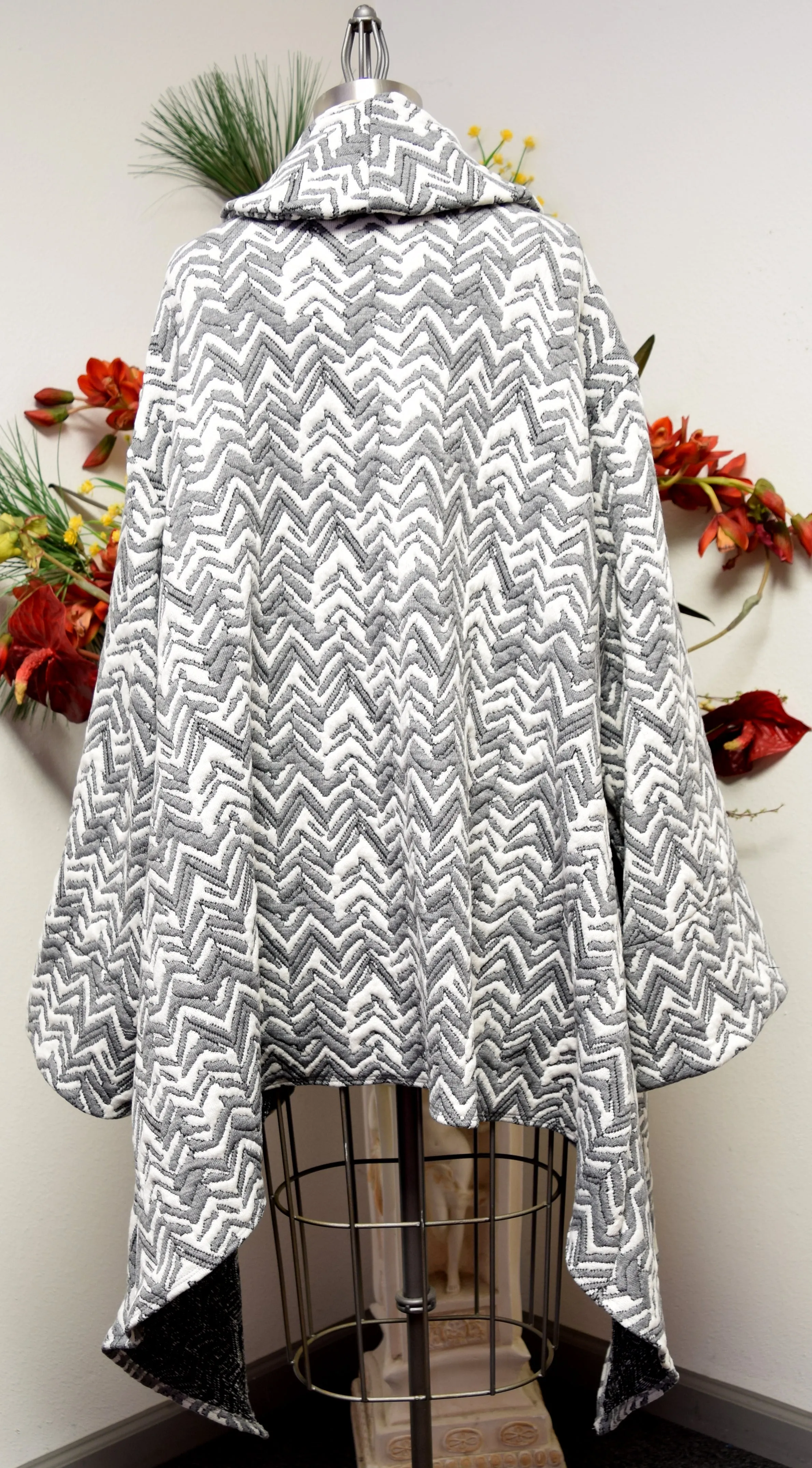 Made in USA, Ultimate Travelers Jacket, Plus Size Jacket, Jacqaurd Duster, Chevron  print Jacket, Jacquard Coat, Winter jacket, winter coat.
