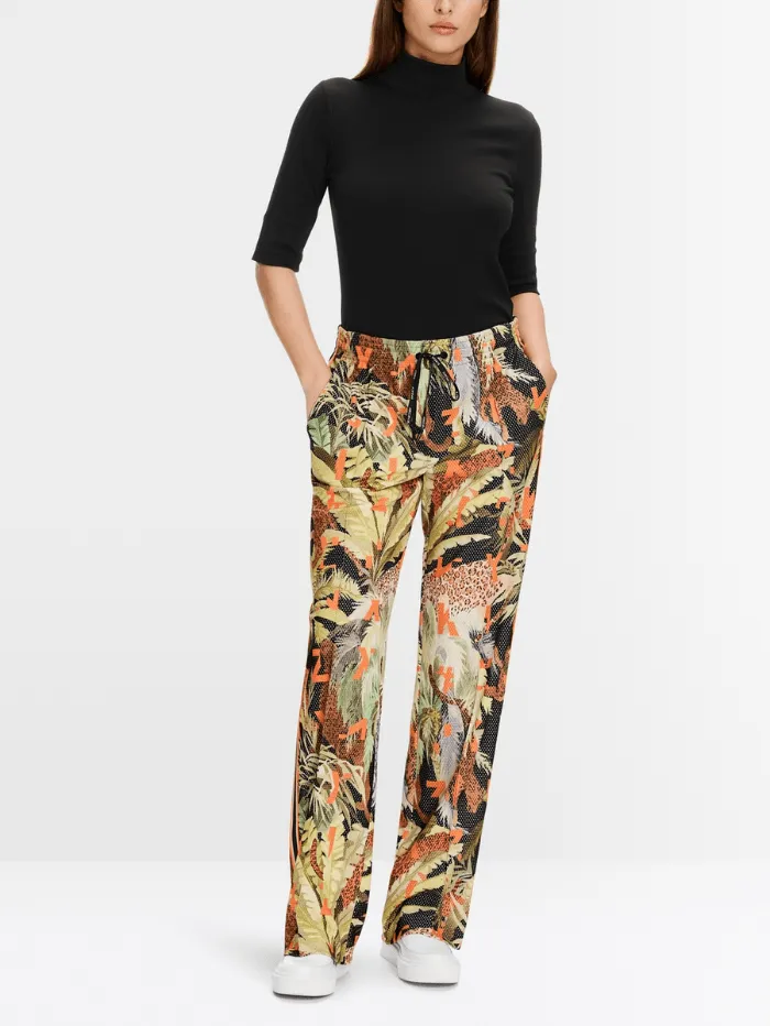 Marc Cain Sports Turtleneck Top In Black XS 48.04 J50 COL 900