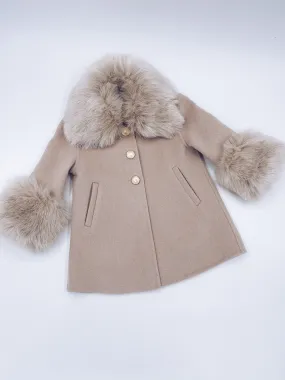 MI LOVES SIGNATURE Luxurious cashmere kids coat with Synthetic fur trim and cuffs in Beautiful Nude colour.
