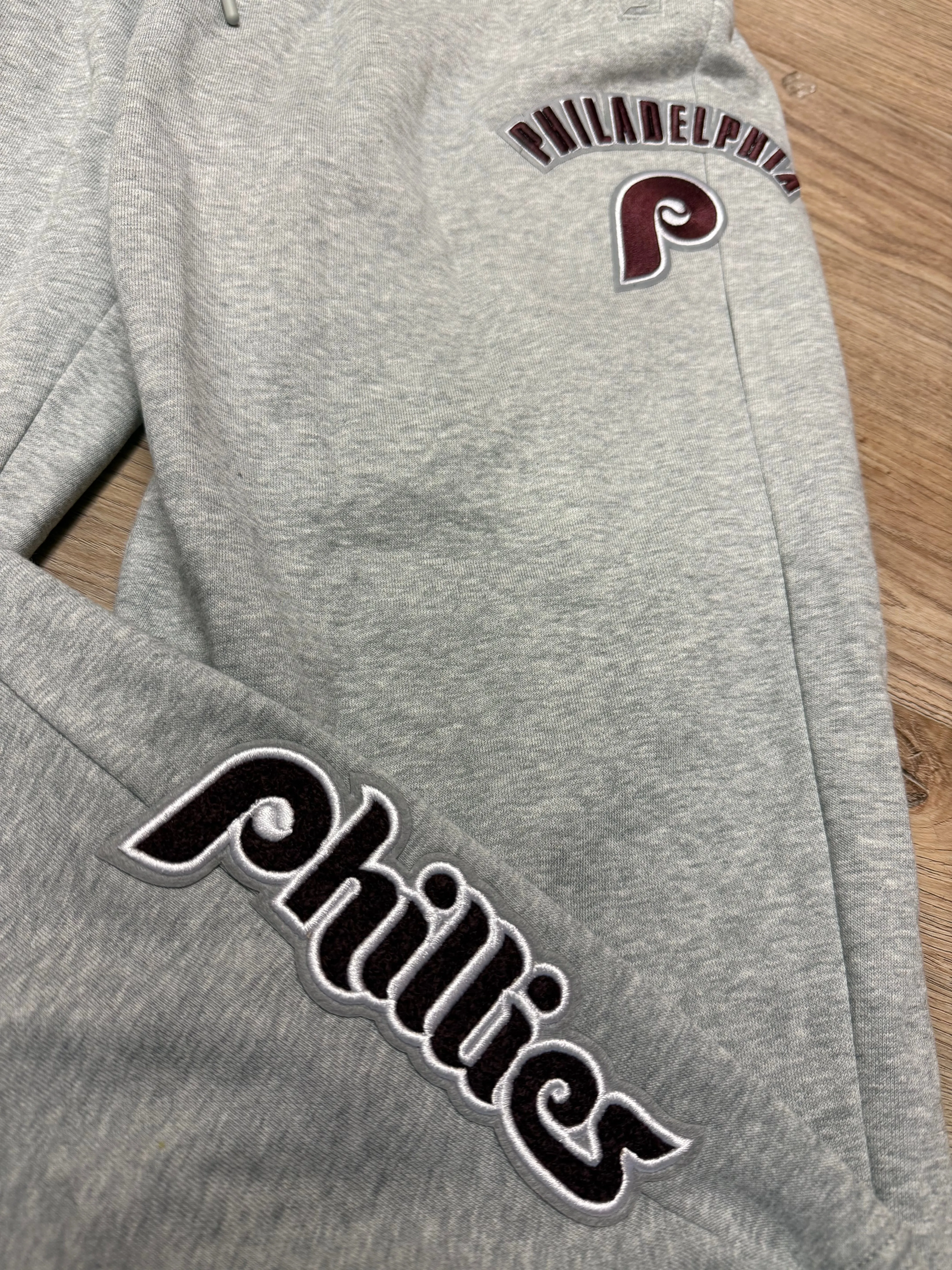 Phillies Retro Heather Sweatpants