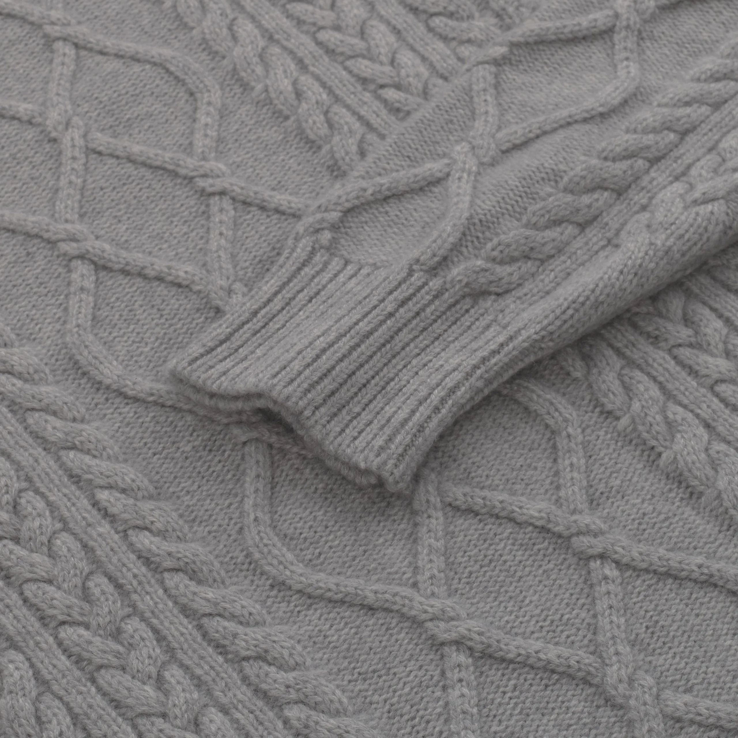 Ribbed Cashmere Turtleneck Sweater in Light Grey