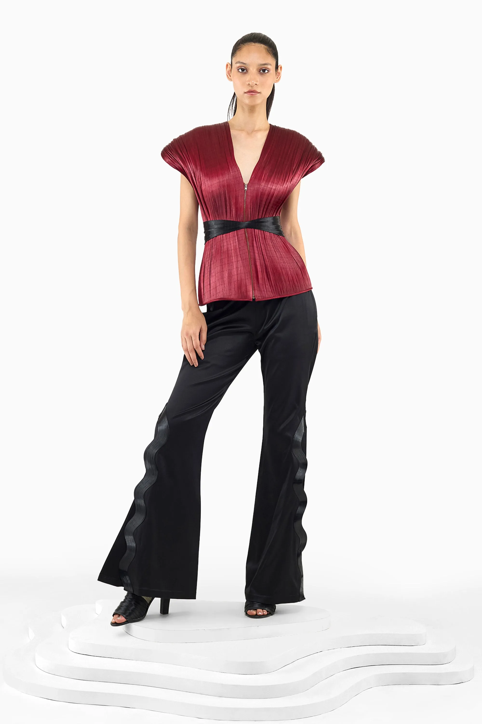 RUBY METAL CAPE