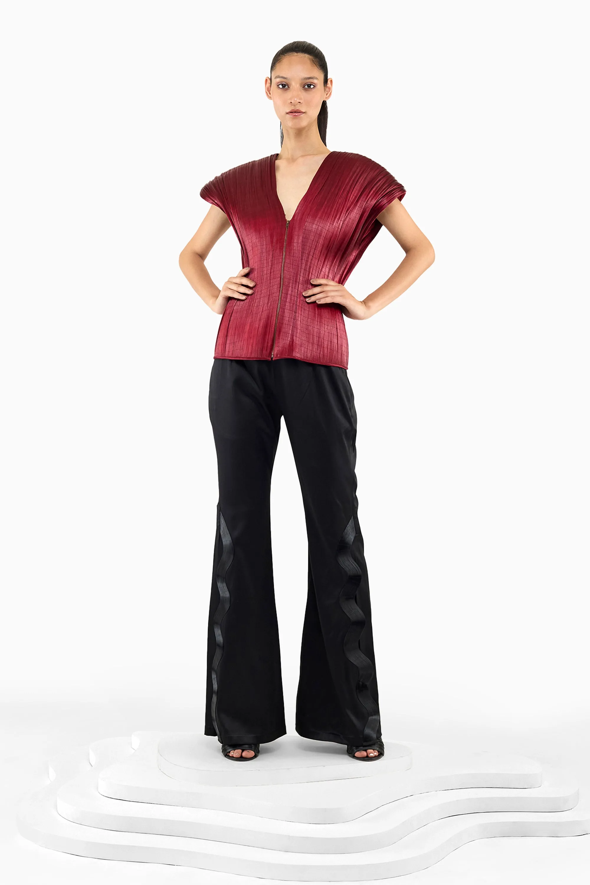 RUBY METAL CAPE