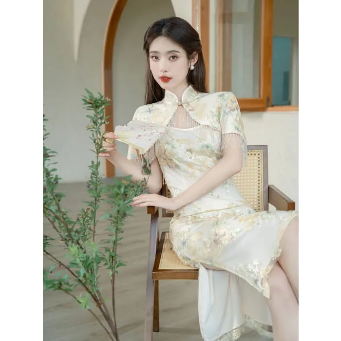 Set: Spaghetti Strap Floral Print Midi Bodycon Dress   Tasseled Cape