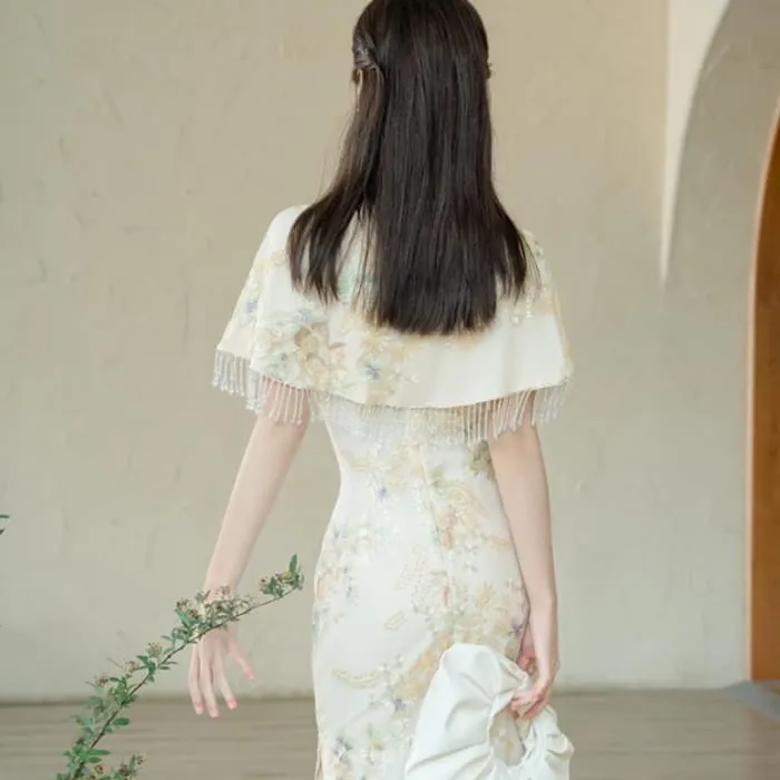 Set: Spaghetti Strap Floral Print Midi Bodycon Dress   Tasseled Cape