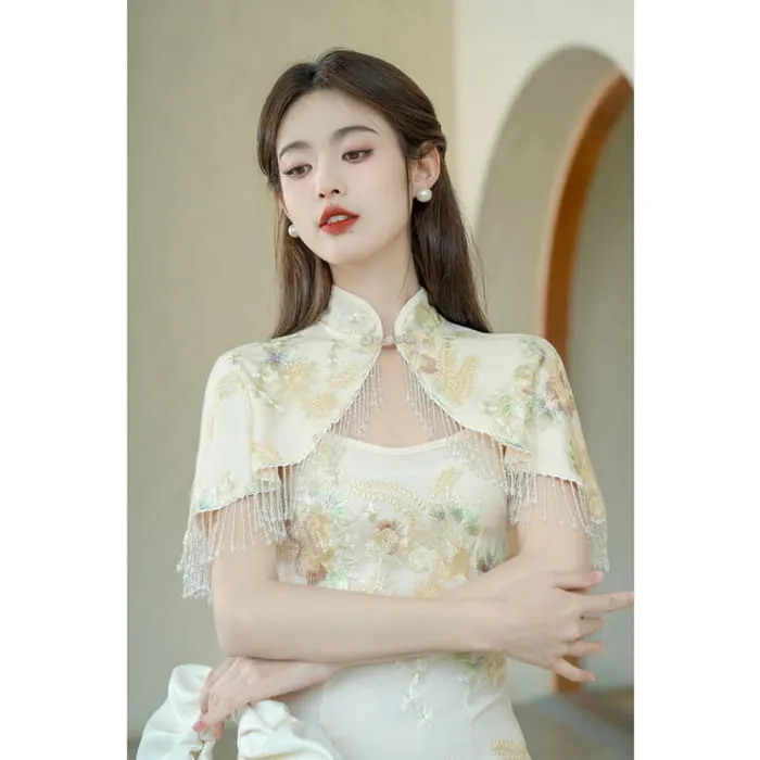 Set: Spaghetti Strap Floral Print Midi Bodycon Dress   Tasseled Cape