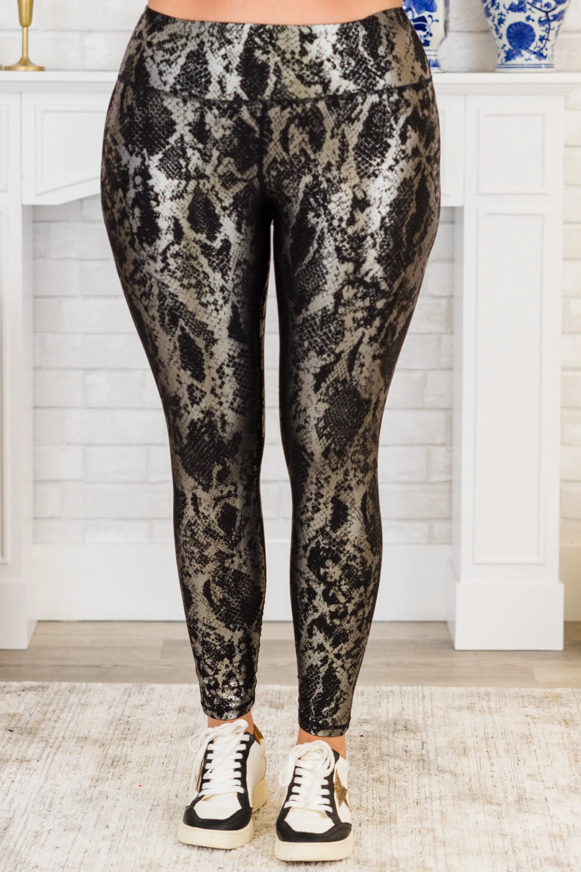 Sleek Scale Leggings, Black