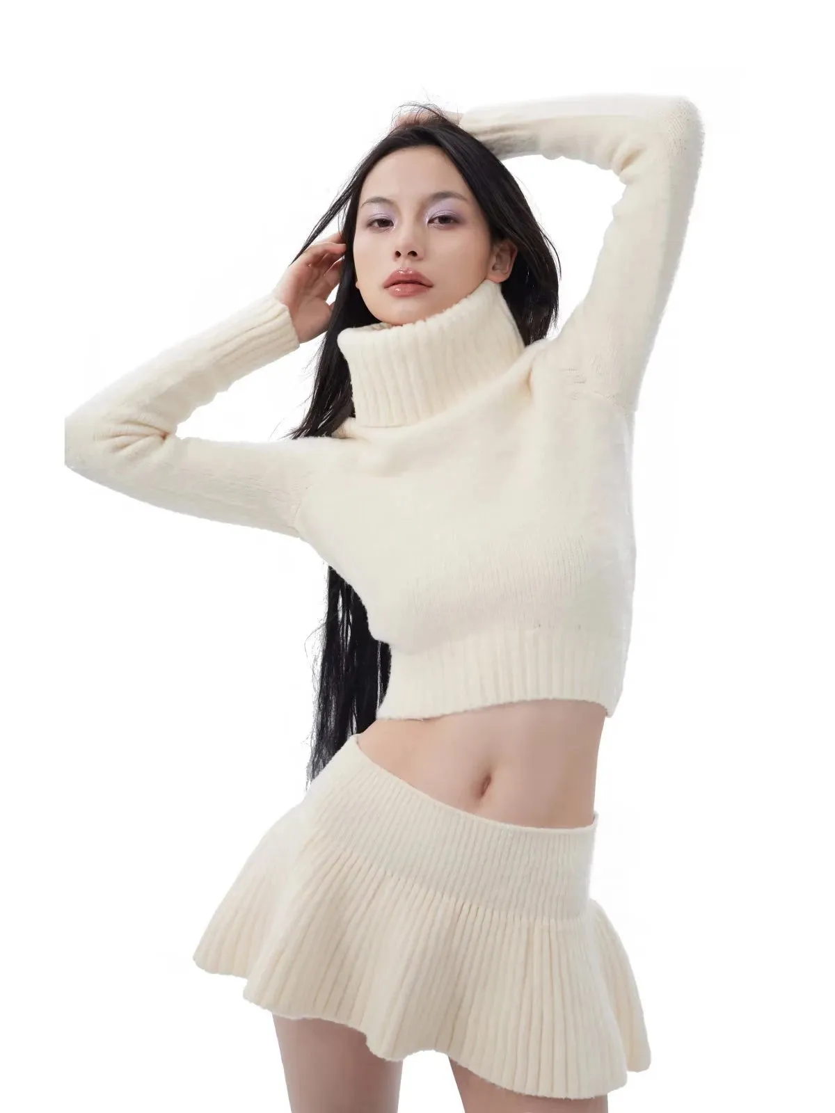 Turtleneck cropped flowing knit sweater with matching knit skirt set