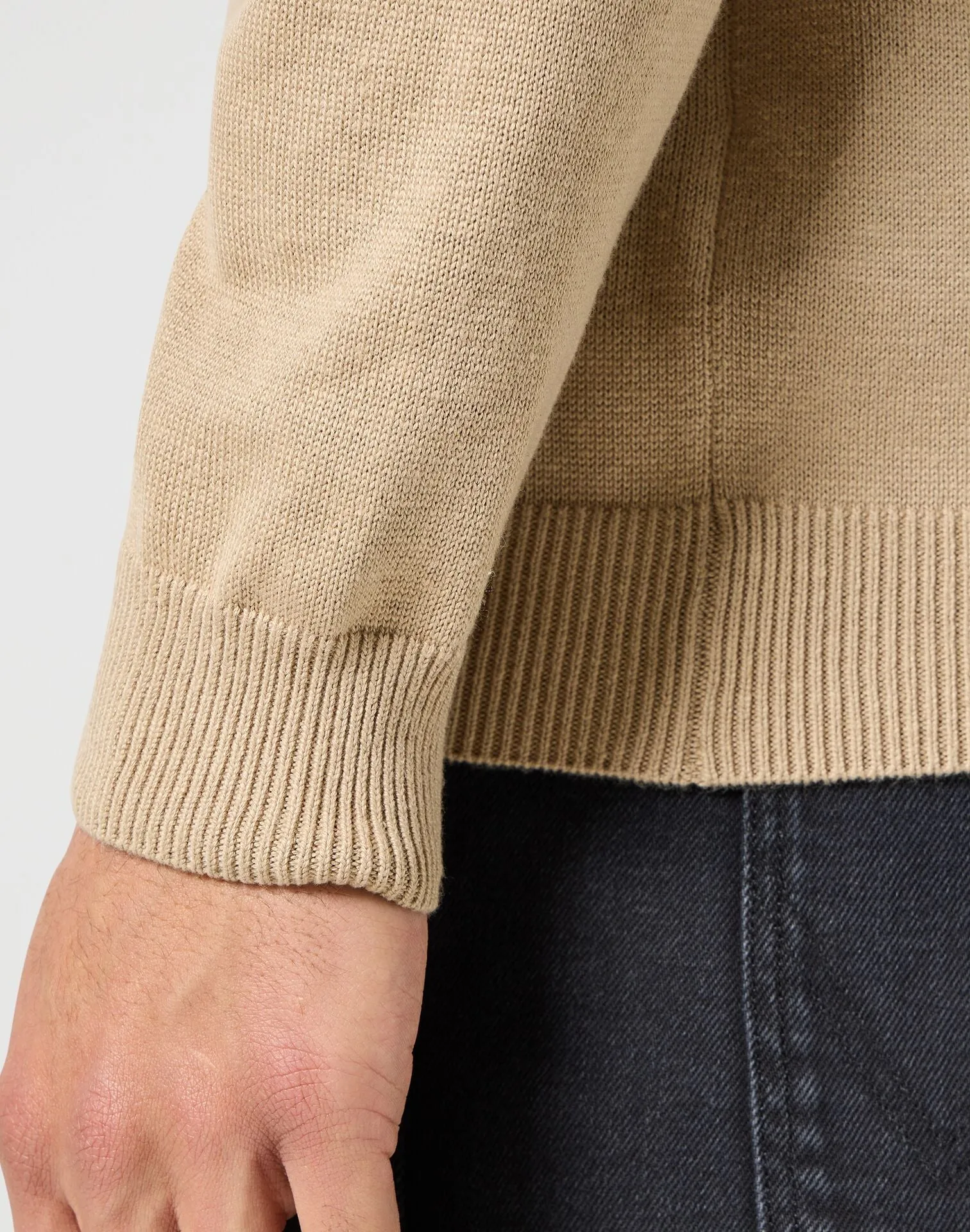 Wrangler Men's Turtle Neck  Sweatshirt In Chinchilla