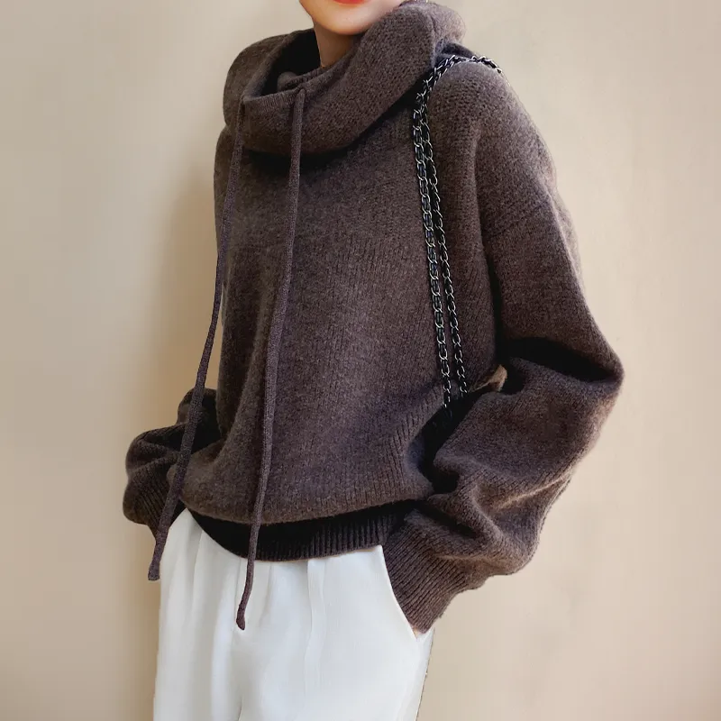 Zoe | Women's wool turtleneck sweater